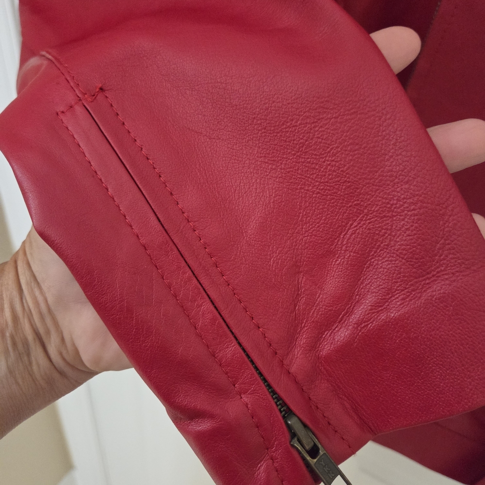 Women's Australian Red Leather Jacket - Picture 4 of 7
